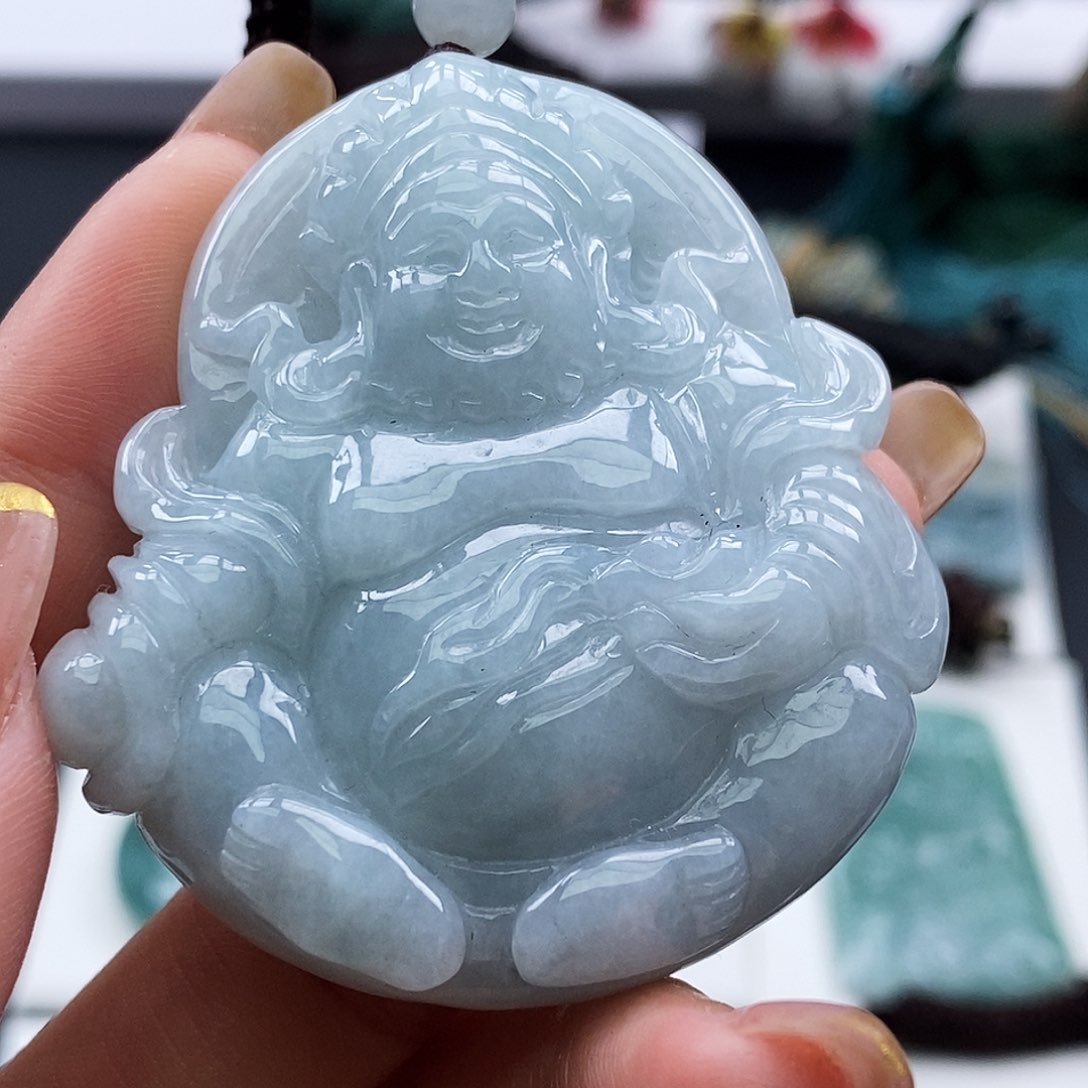 翡翠颈饰未镶嵌幽***了翡翠