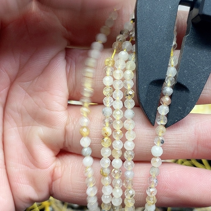 玛瑙/玉髓珠宝半成品未镶嵌一条3.4mm金发晶