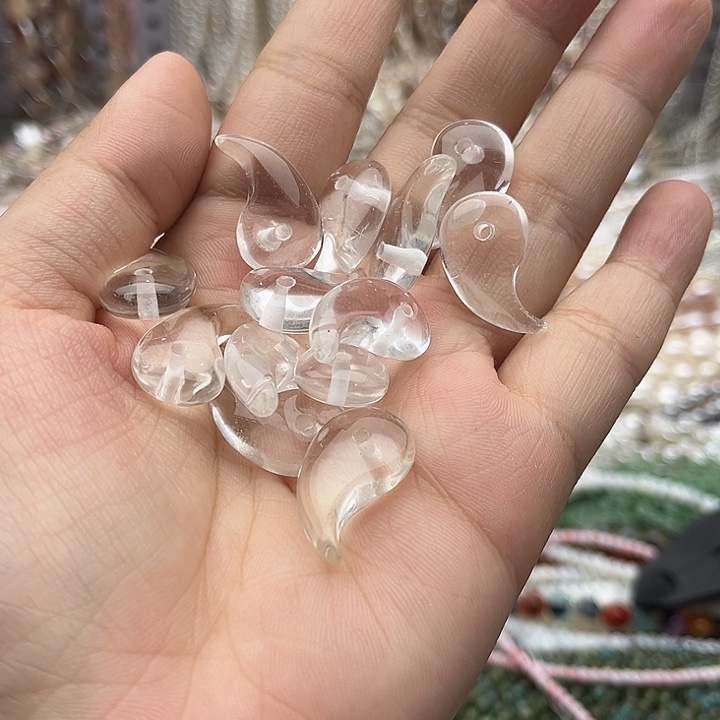 未镶嵌玛瑙/玉髓珠宝半成品2个白水晶吊坠随机发