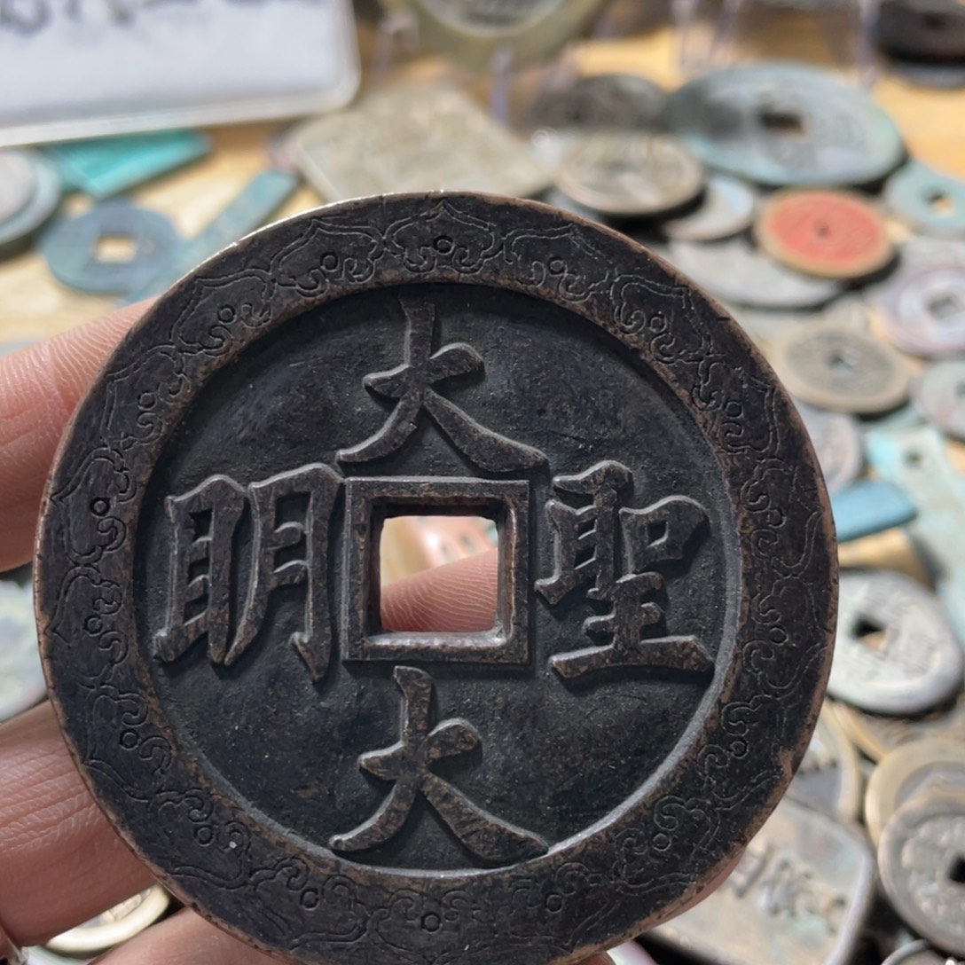 鑫***成铜现代工艺品学习币