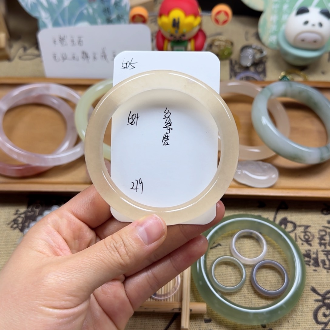 石英质玉手镯未镶嵌505