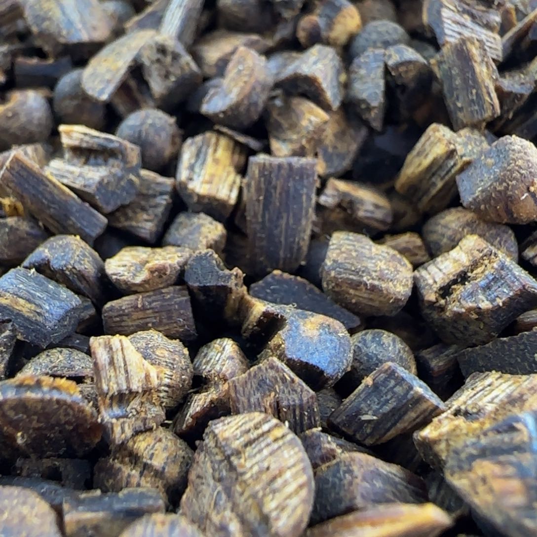 沉香手把件奇楠沉香车珠碎料多样性发一