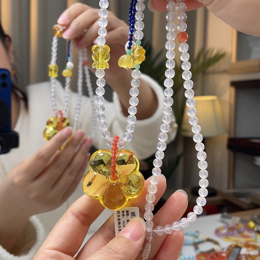 琥珀裸石未镶嵌琥珀吊坠