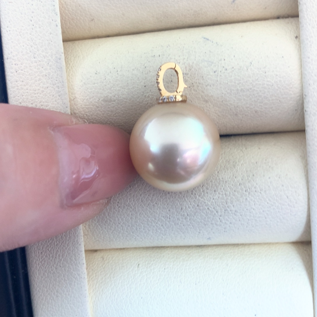 海水珍珠颈饰18K金镶嵌