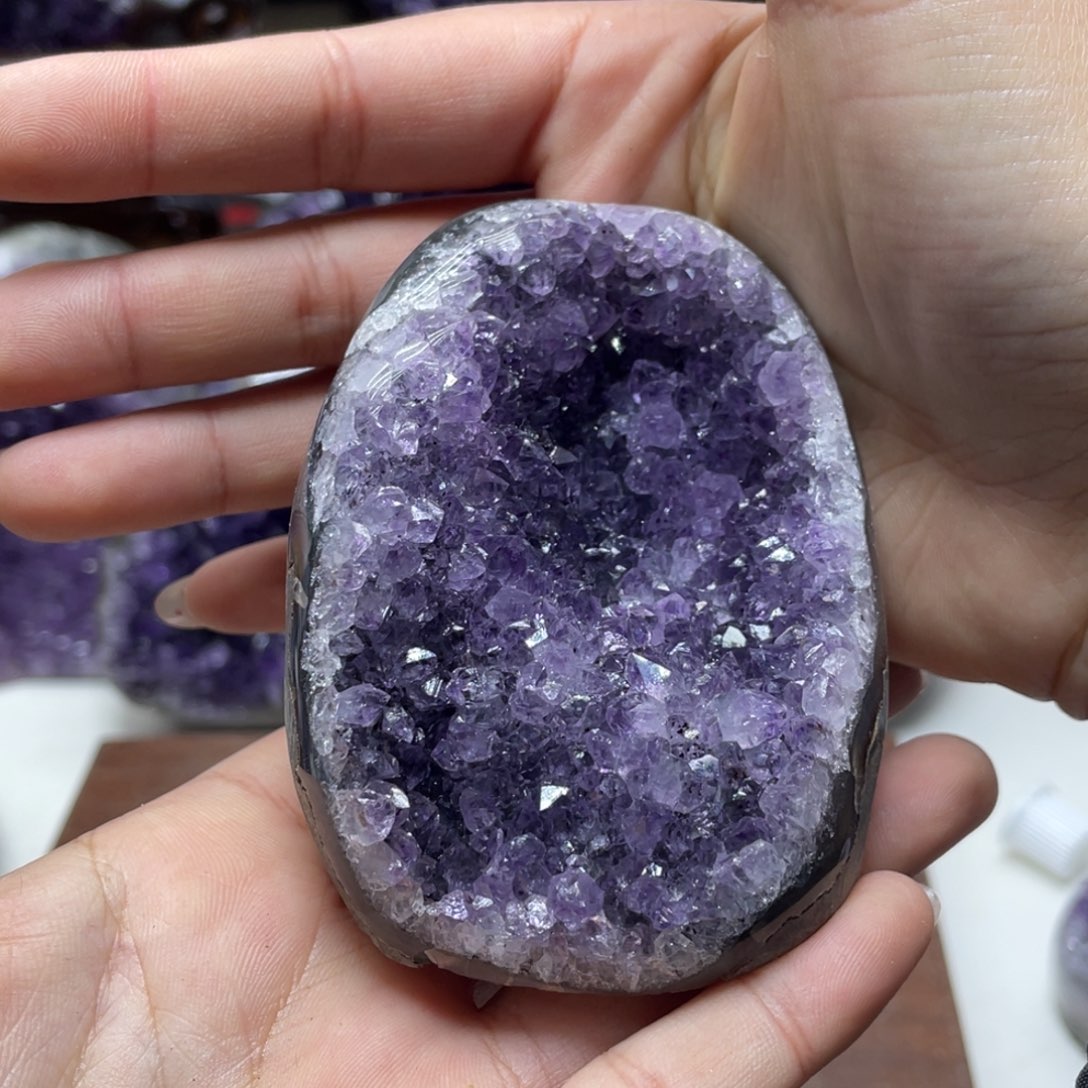 紫晶大型摆件（非配饰）未镶嵌