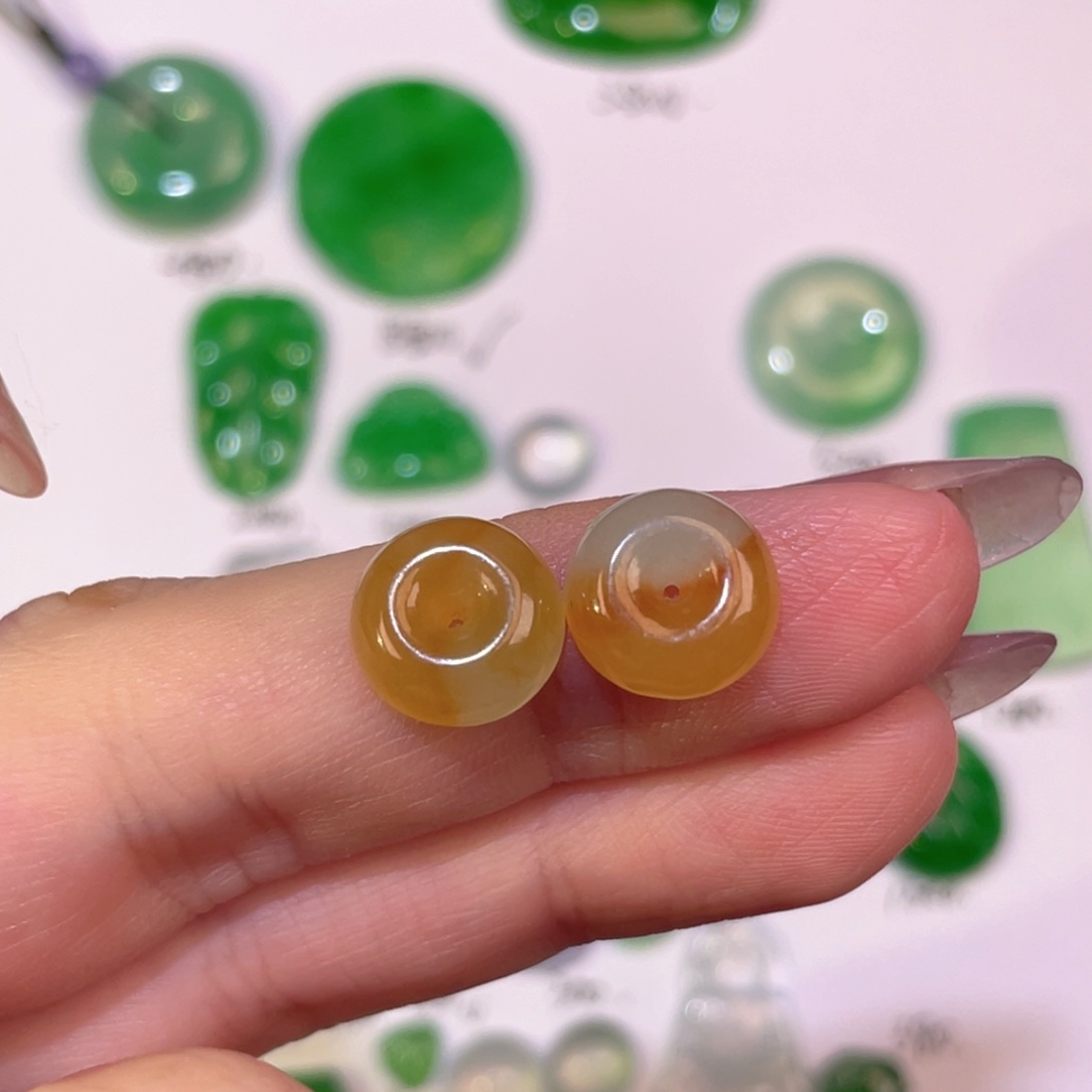 翡翠未镶嵌颈饰裸石