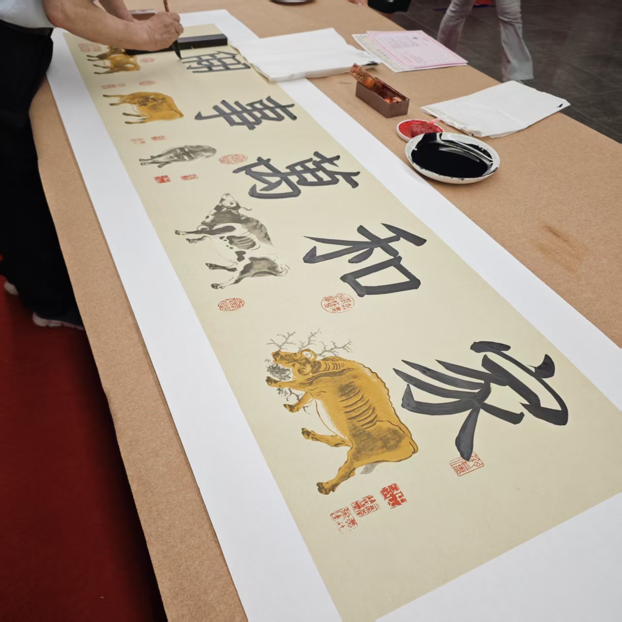 单国强/家和万事兴/六尺对开180*50cm手绘 纸本