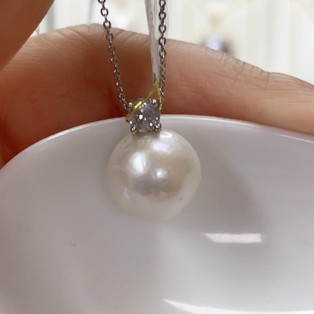 淡水珍珠吊坠(赠链)未镶嵌