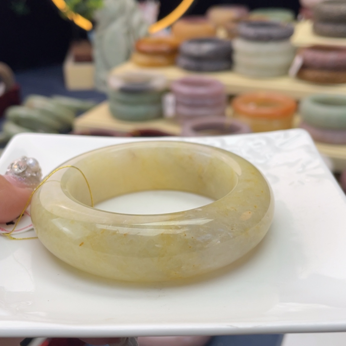 【闪购商品】石英质玉手镯未镶嵌I****z