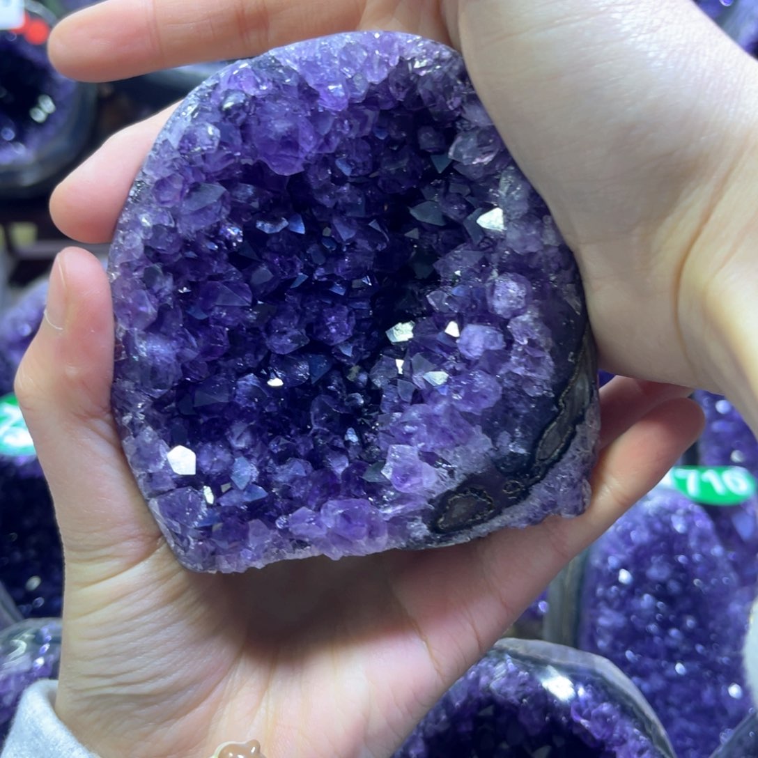 紫晶摆件未镶嵌紫水晶