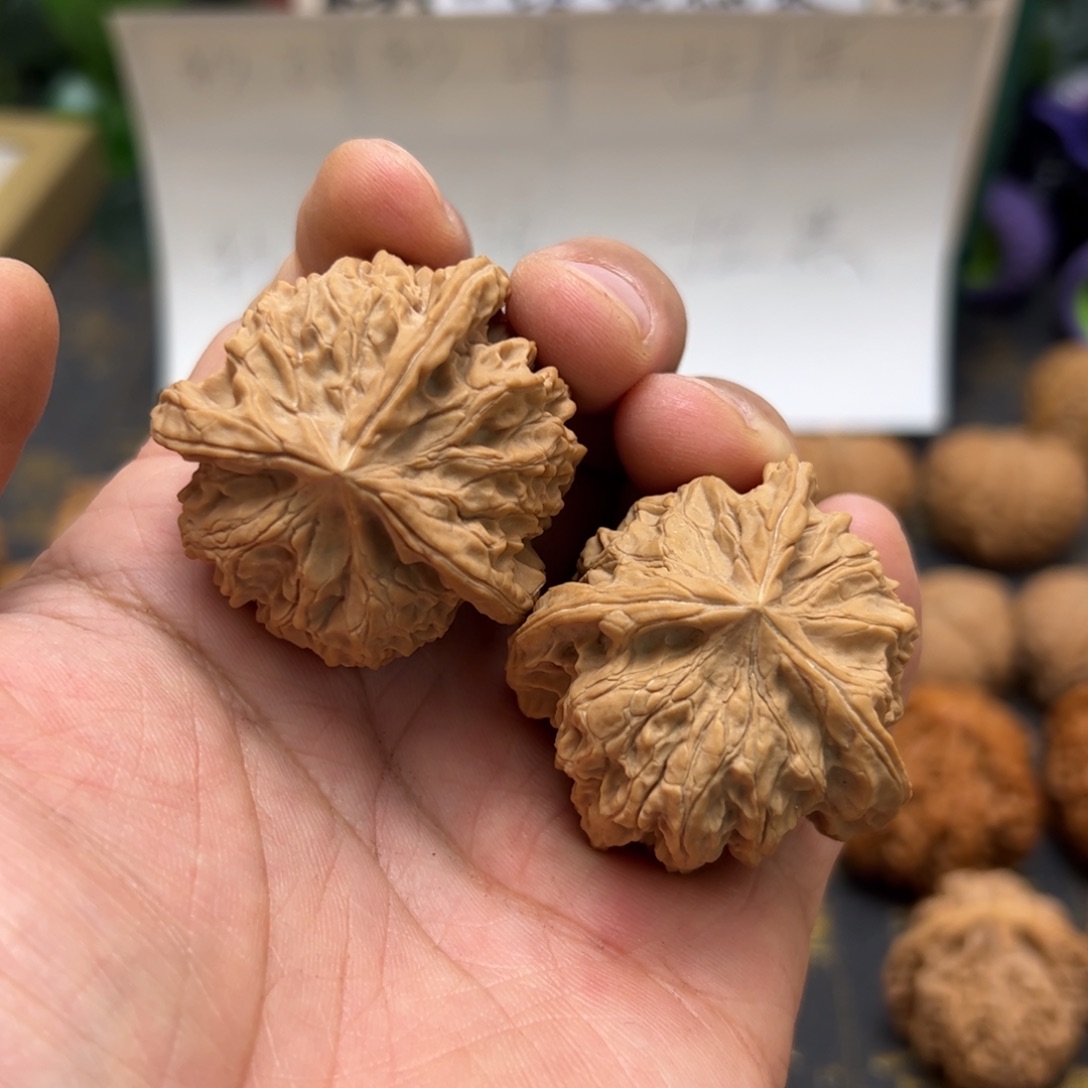 文玩核桃把件宗*磊41三棱