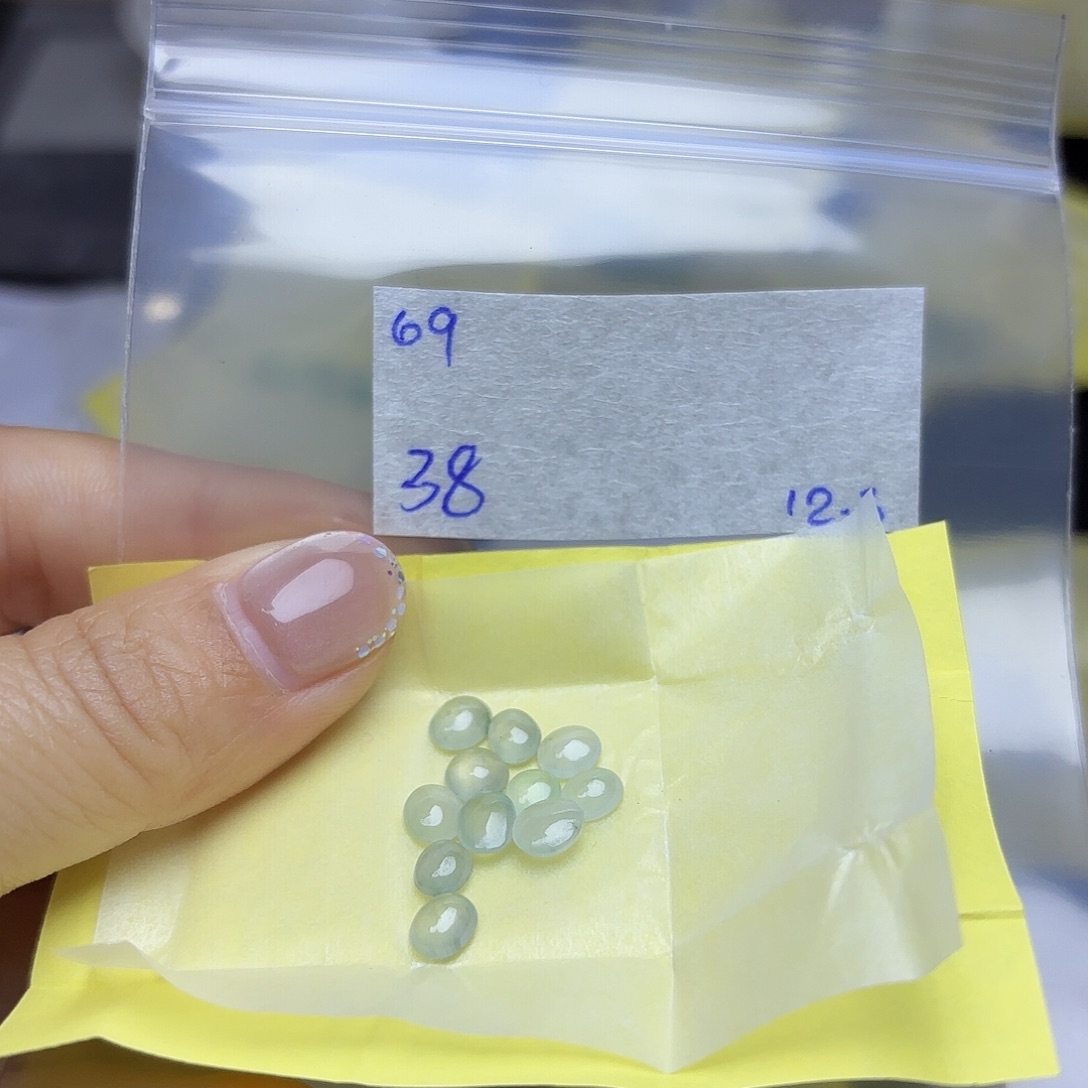 定制翡翠未镶嵌不退