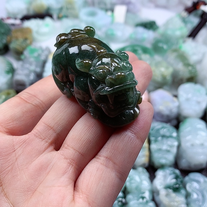 翡翠吊坠(不含链)未镶嵌