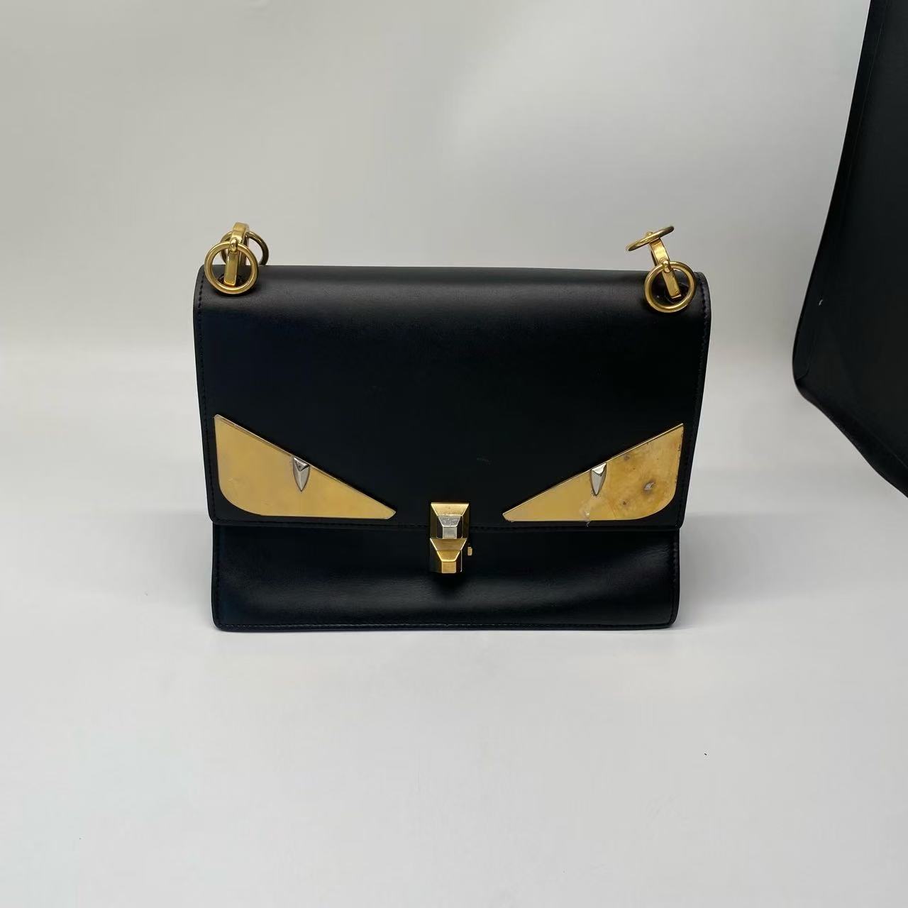 99新 FENDI/芬迪 99新芬迪Fendi黑色小怪兽牛皮翻盖包手提可斜挎