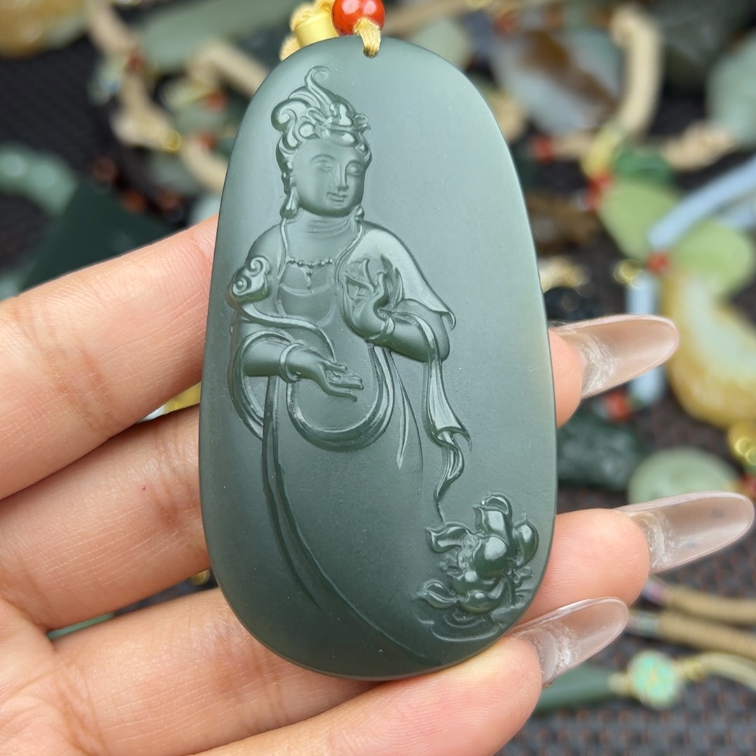 和田玉吊坠未镶嵌