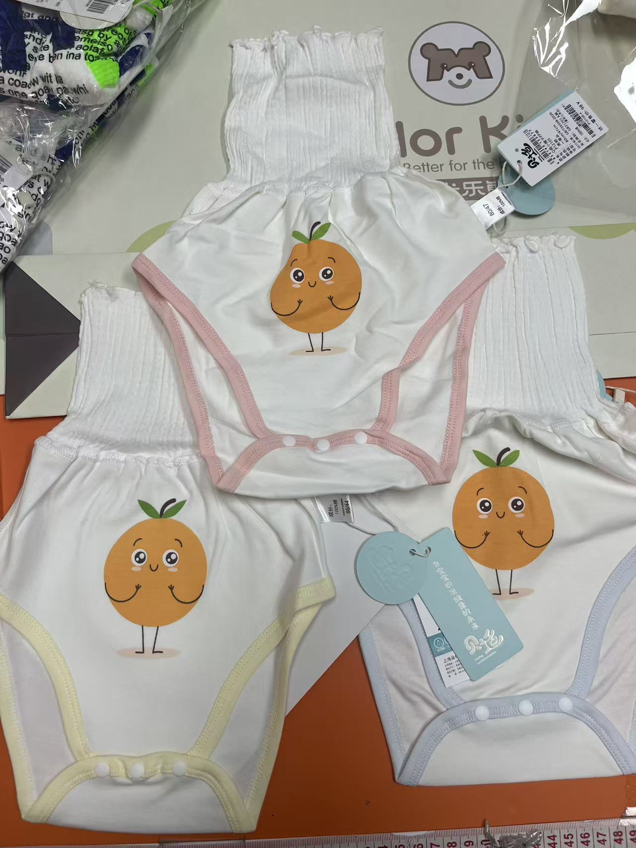 贝适家Q萌小橙子包屁衣拍一发二