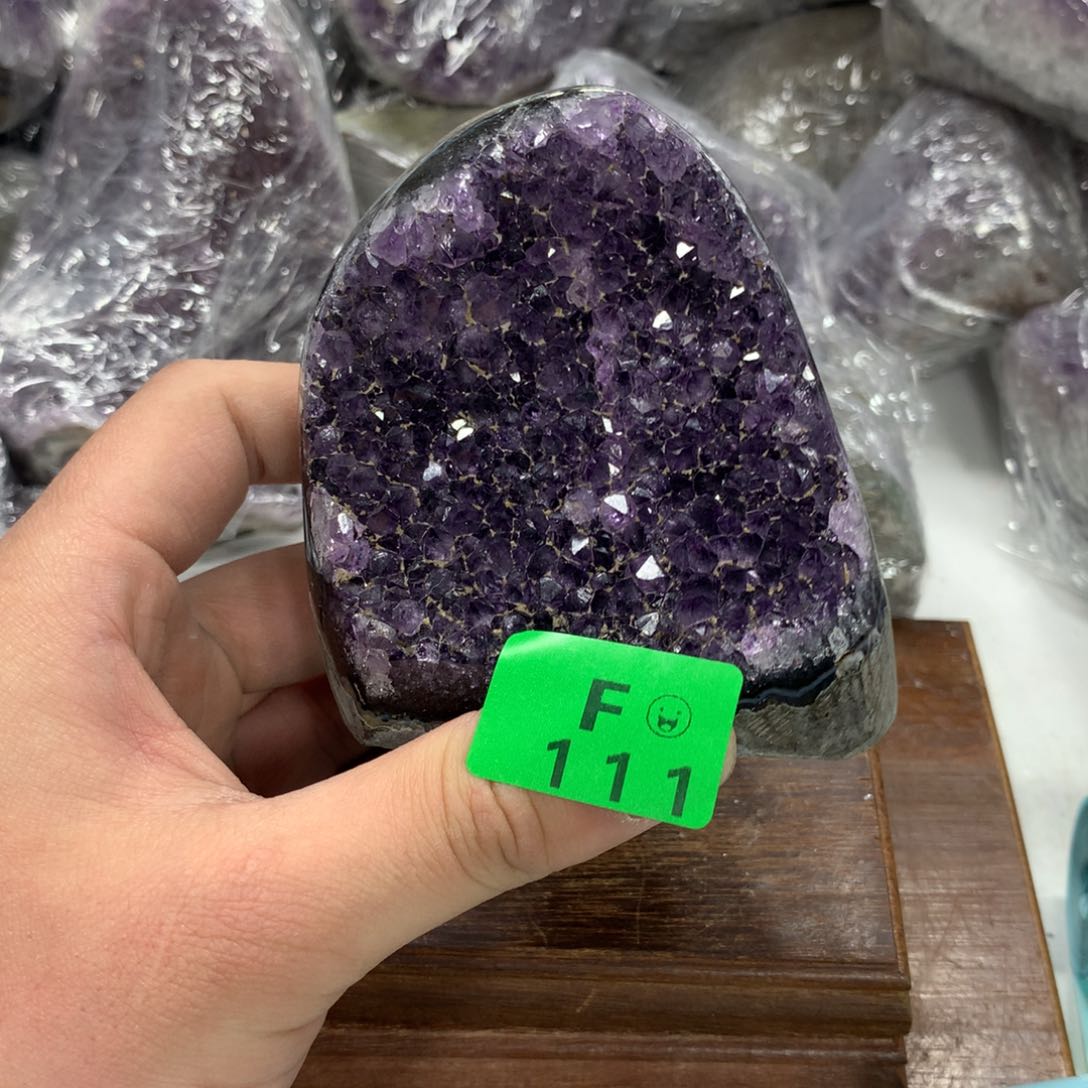 紫晶大型摆件（非配饰）未镶嵌