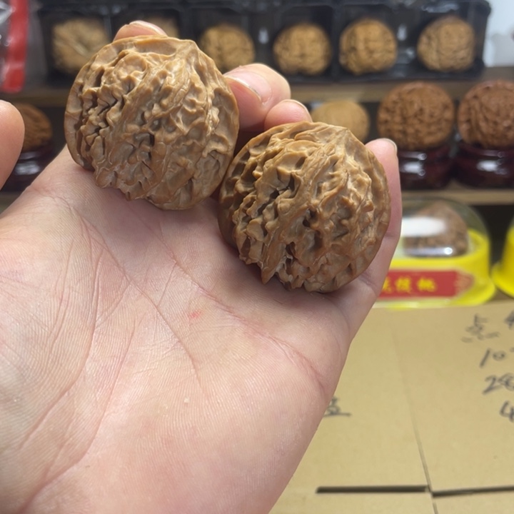 吊坠文玩核桃文玩核桃苹果园