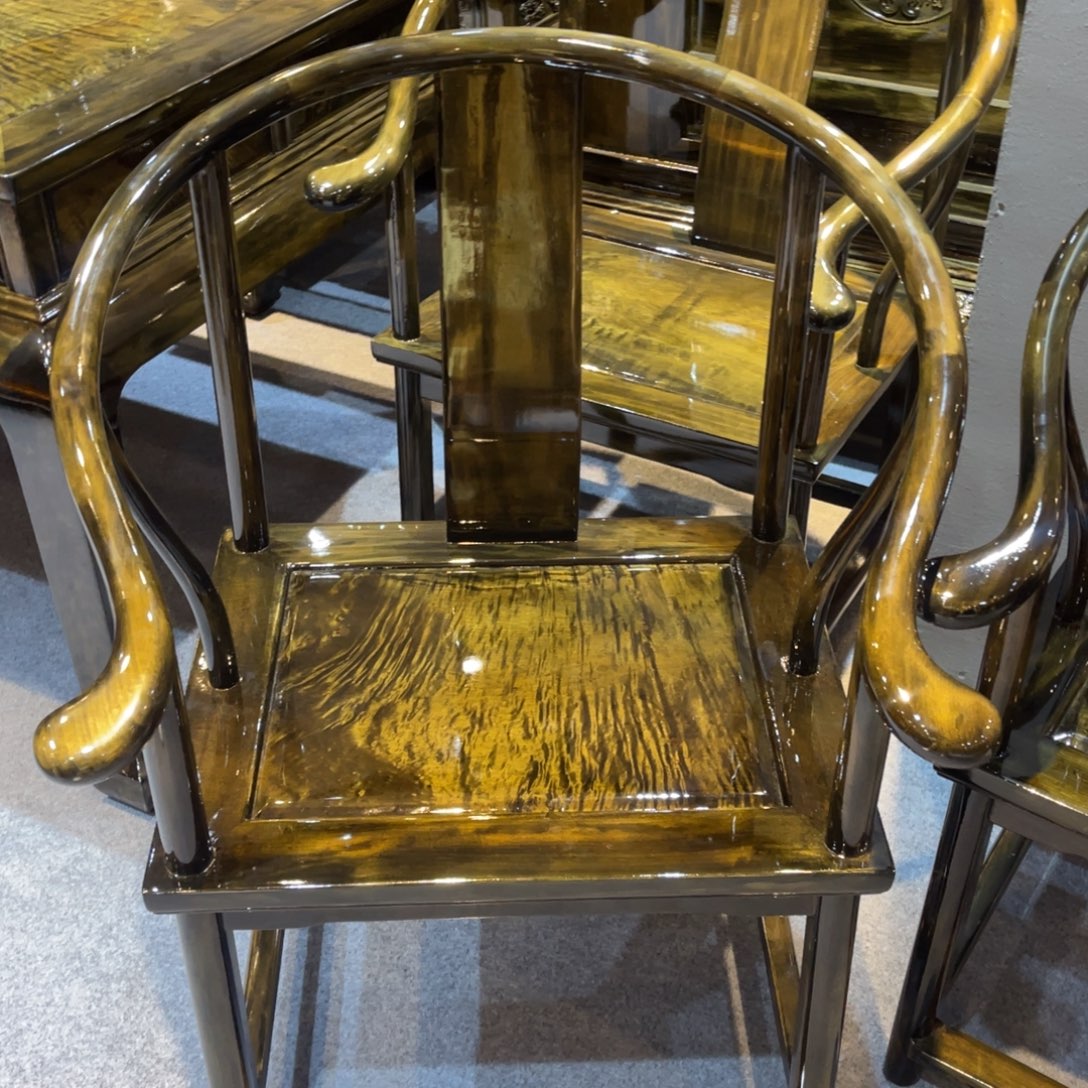 成套家具乌木类圈椅