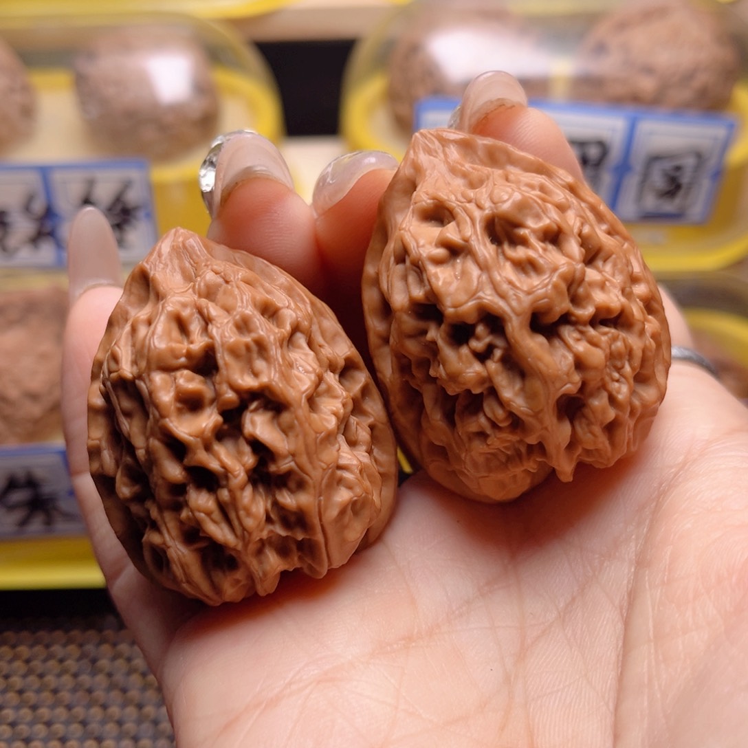 文玩核桃把件火苗