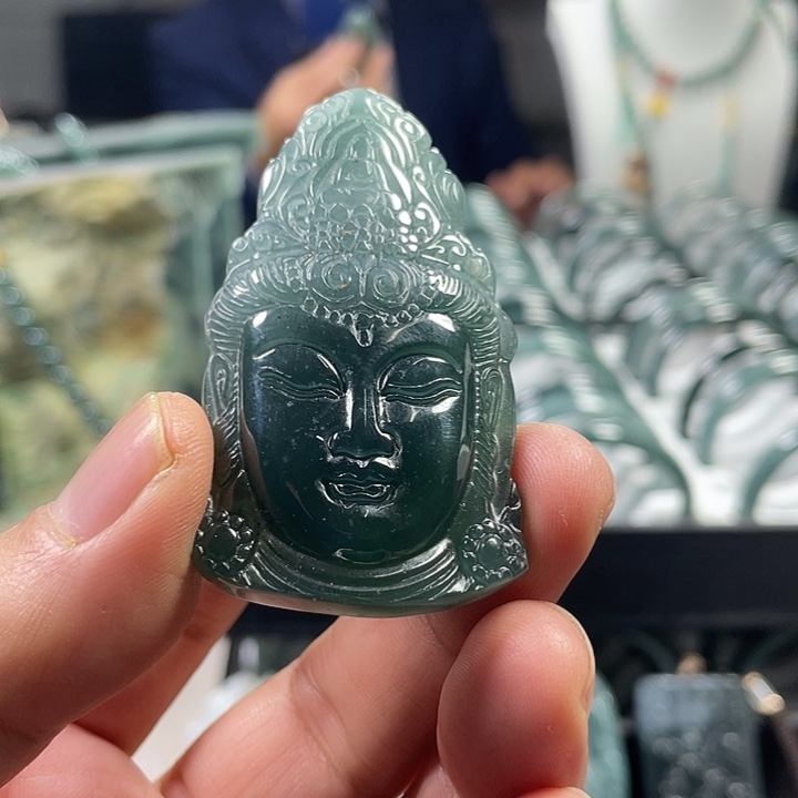 翡翠未镶嵌吊坠(赠链)佛头