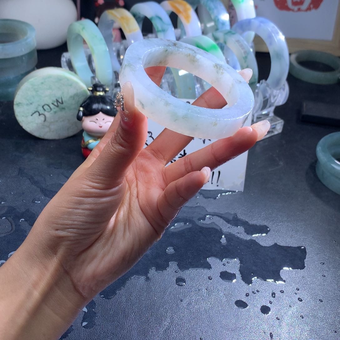 定制翡翠手镯未镶嵌