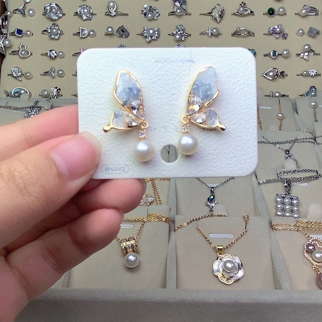 银S925镶嵌淡水珍珠耳饰