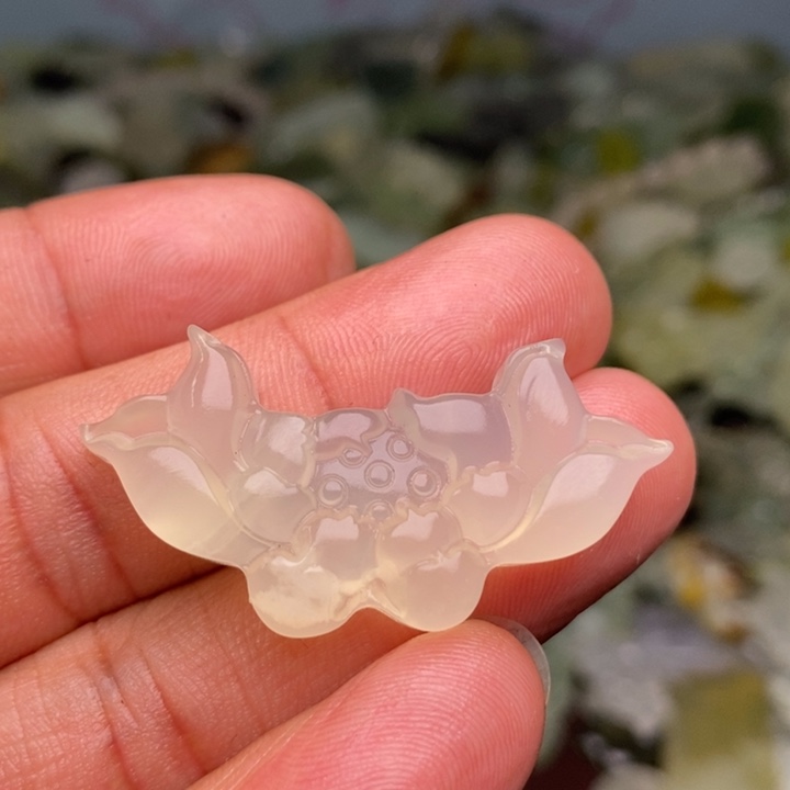 蛇纹石玉颈饰合金45