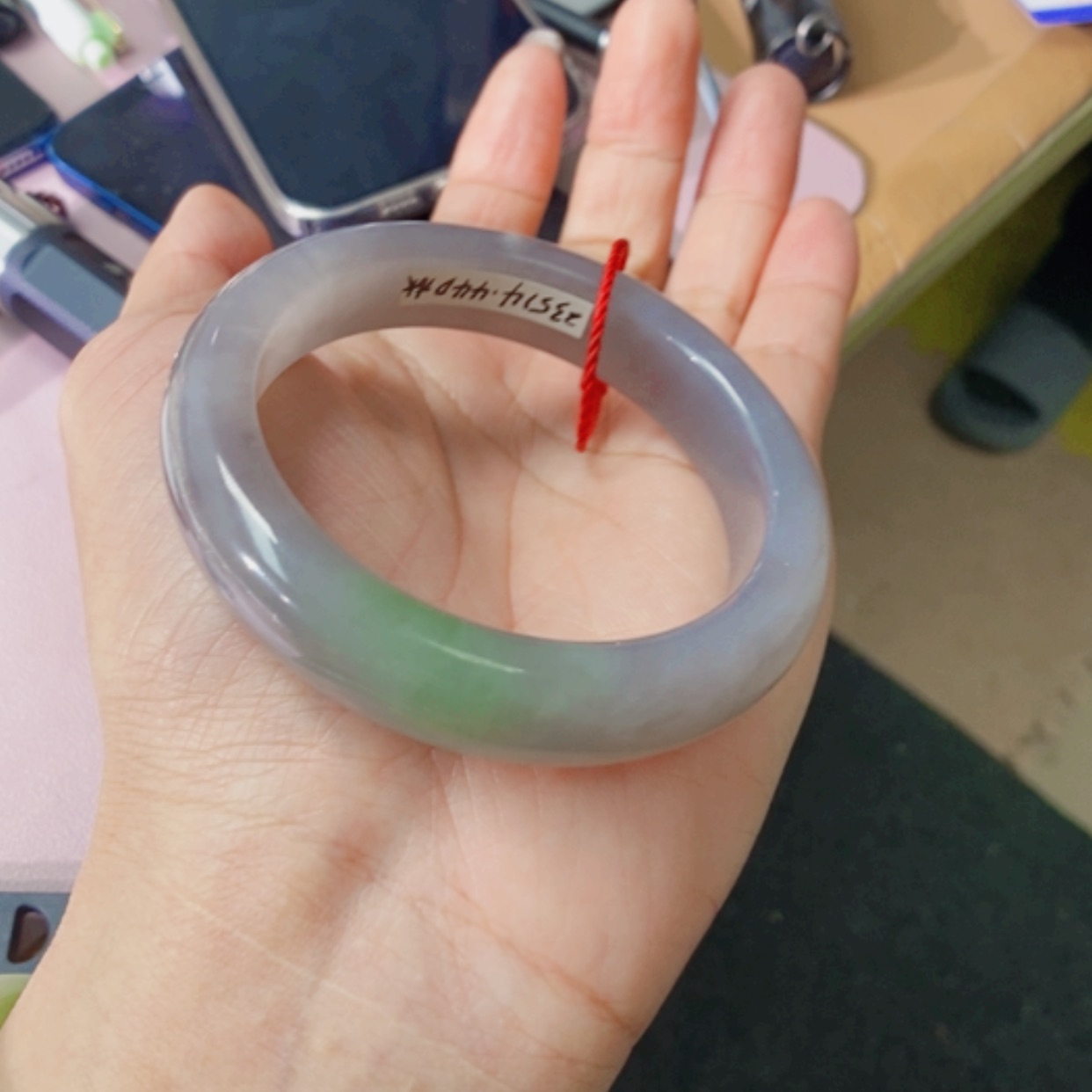 【闪购商品】未镶嵌手镯和田玉（翠青玉）苏*