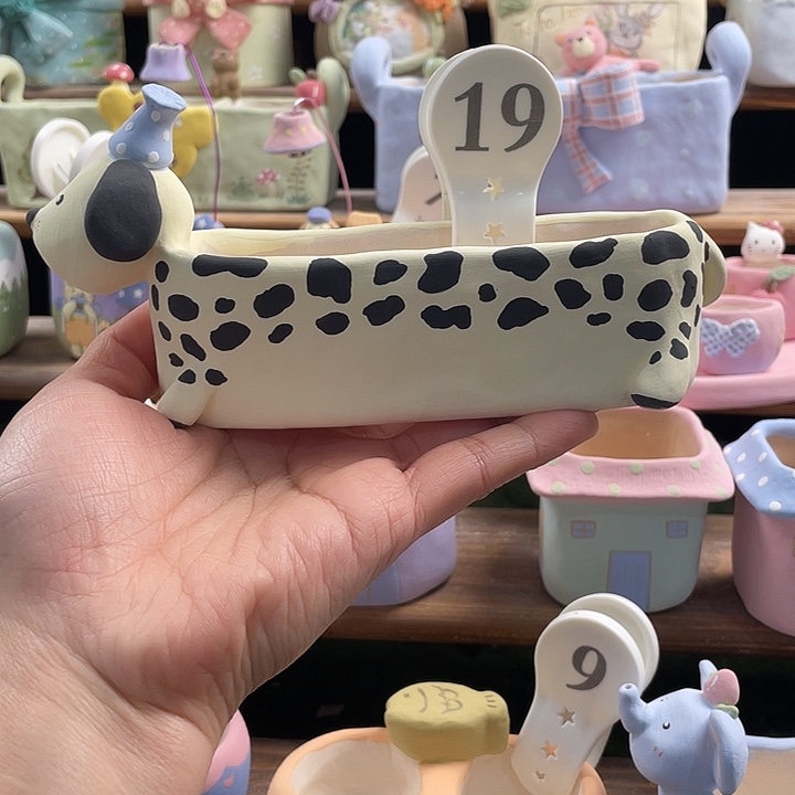 19…..手工手绘花盆
