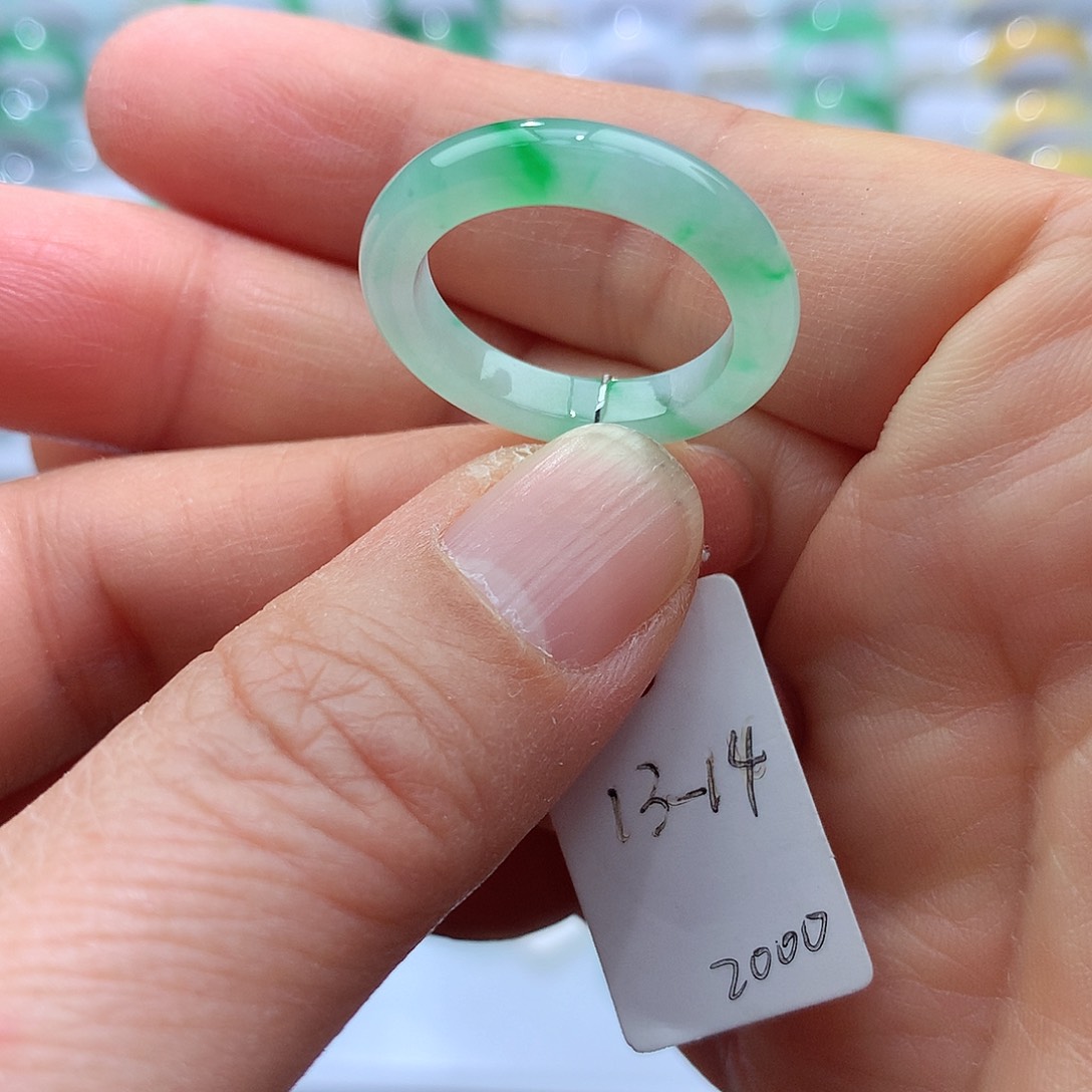 翡翠戒指未镶嵌13-14号