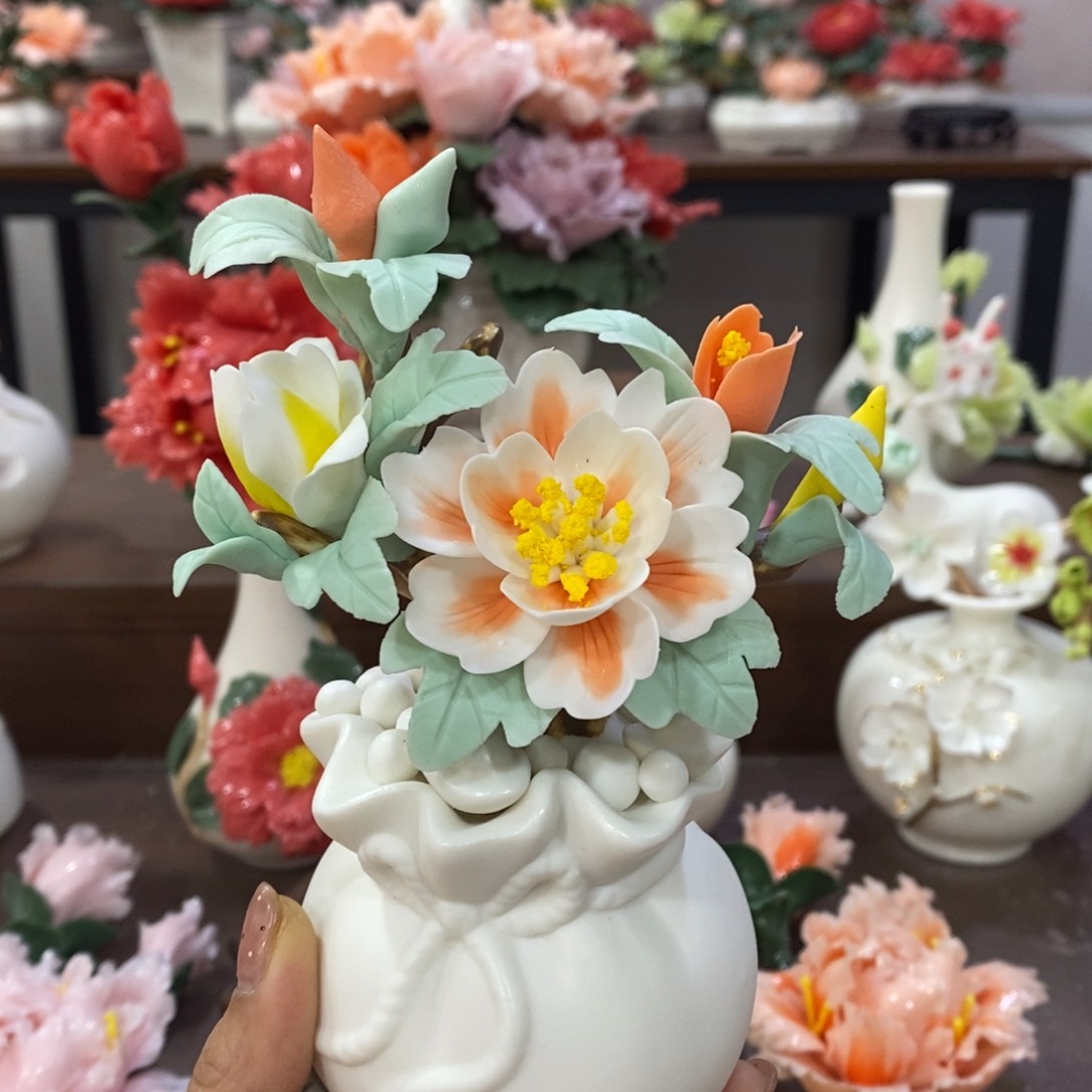 摆件陶瓷手工花摆件