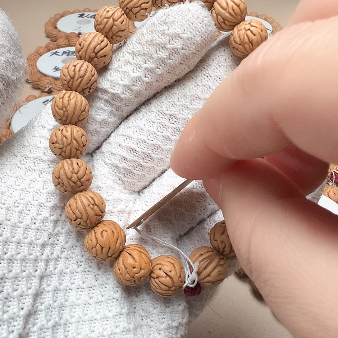 $***$手串桃核大肠纹精品