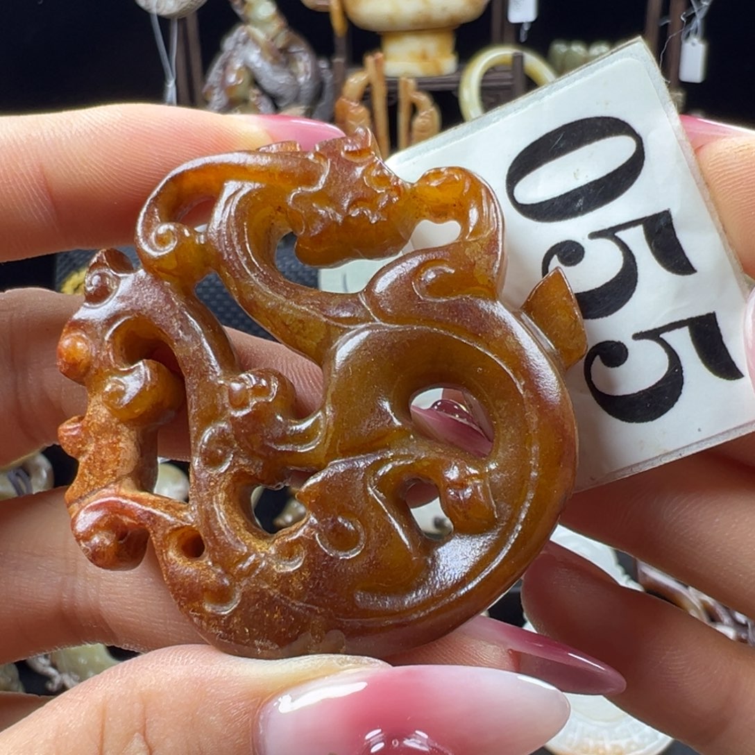 和田玉未镶嵌把件