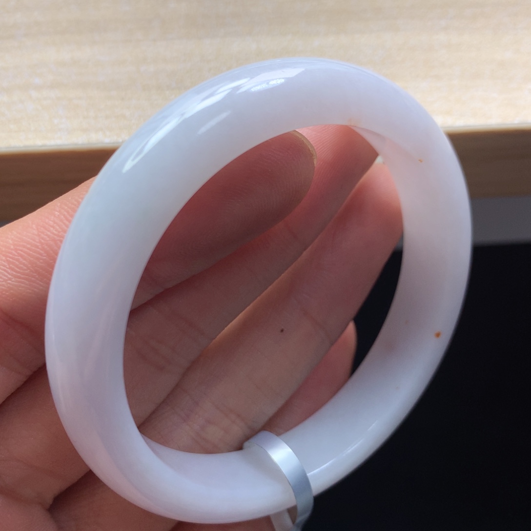 未镶嵌手镯翡翠手镯