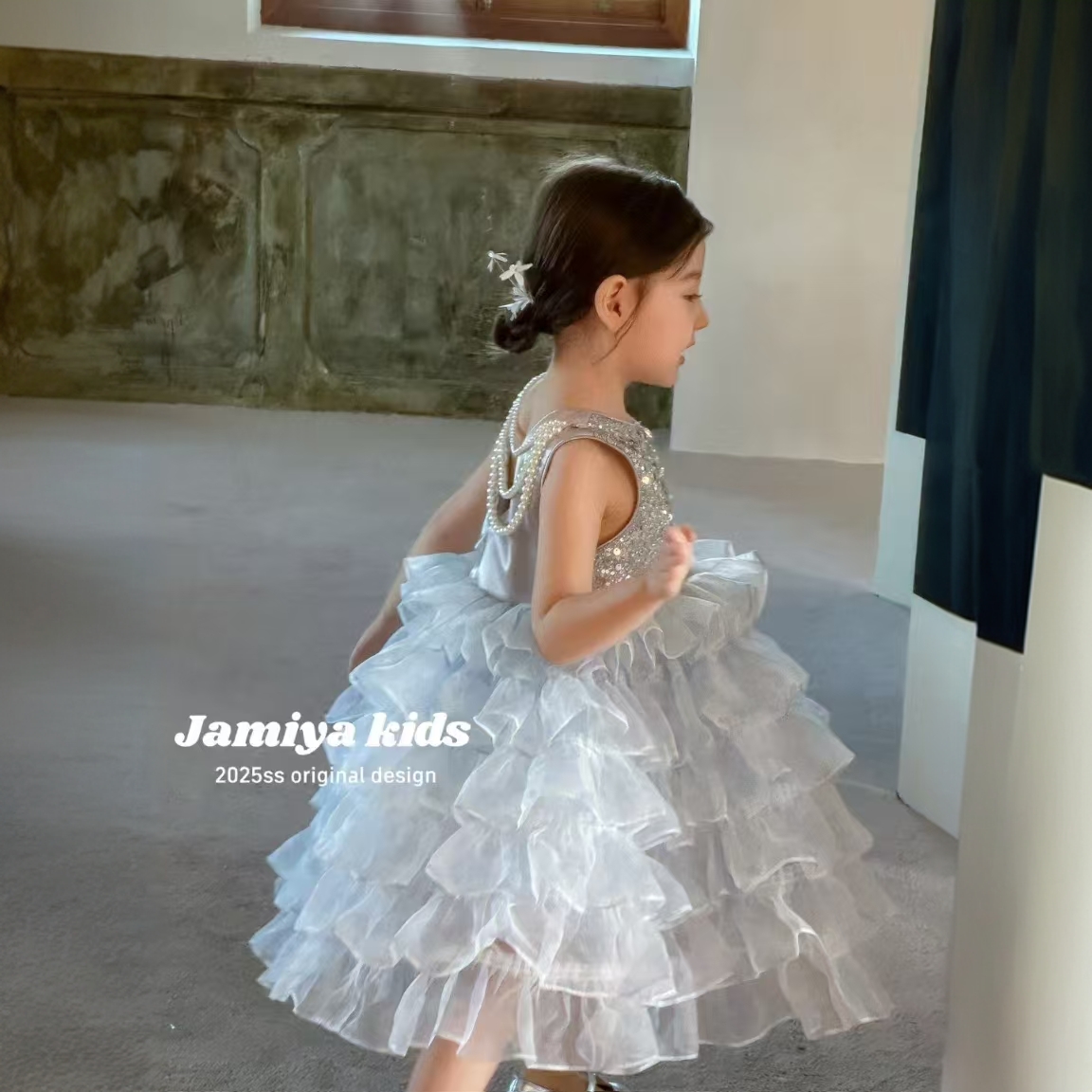 （5天发）女童连衣裙2025春夏款儿童蛋糕裙子亮片吊带洋气公主裙