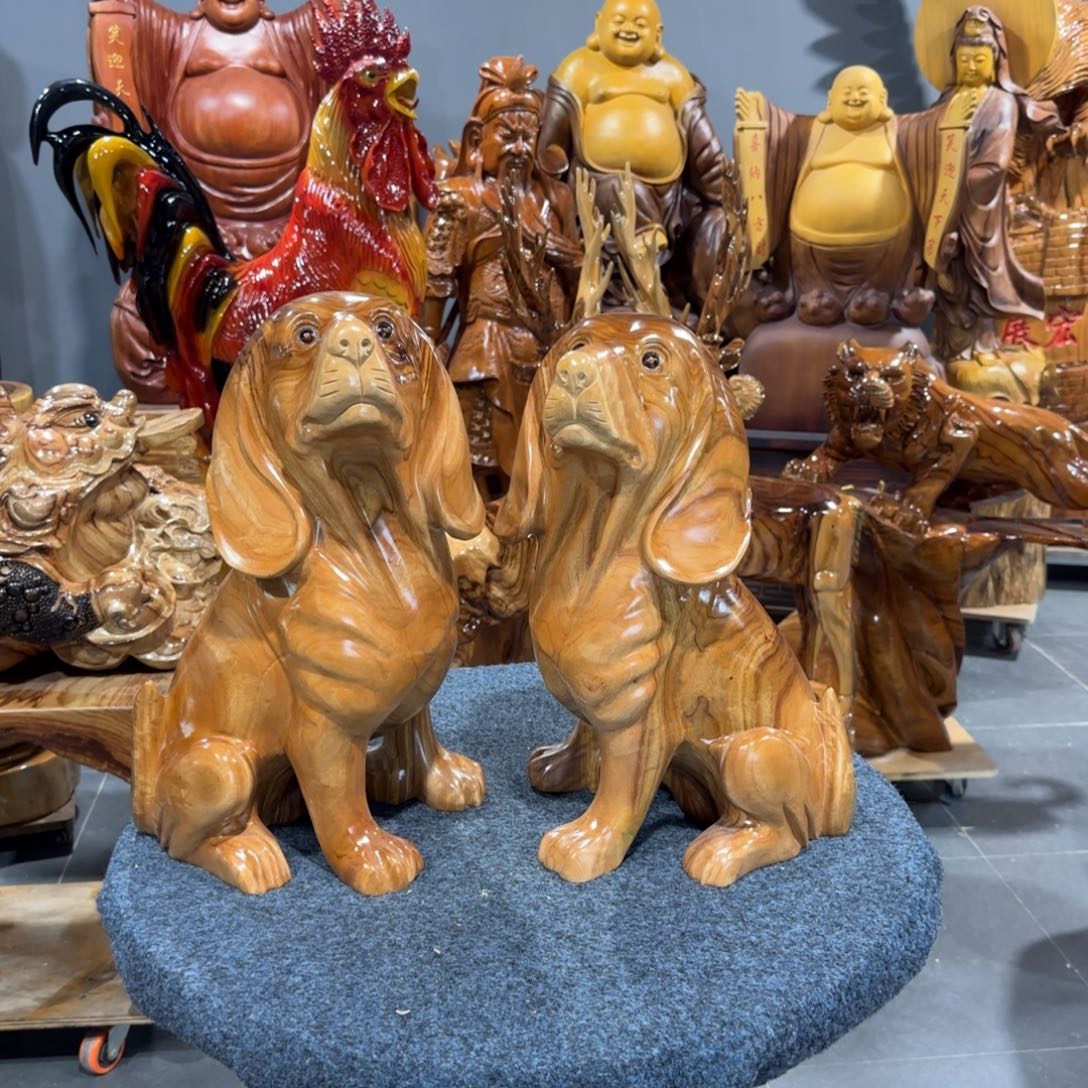 *****木香樟木实木雕刻旺财狗一对