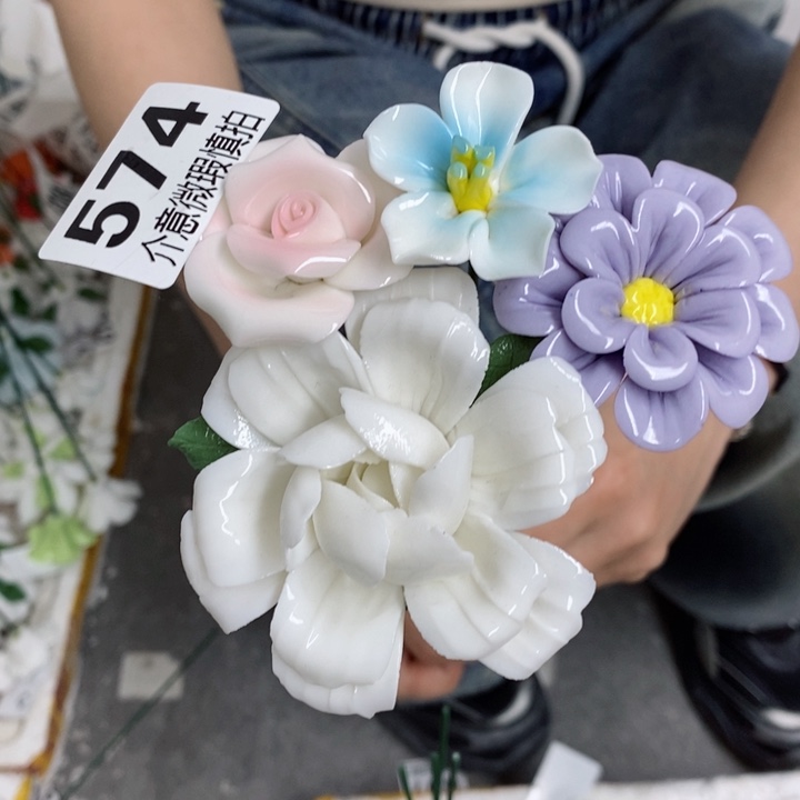 摆件陶瓷材料加工