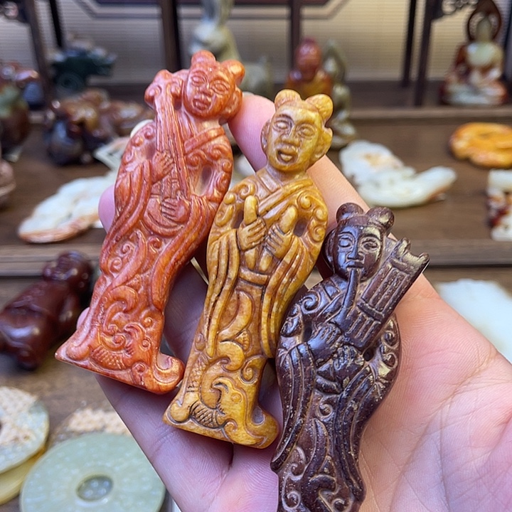 未镶嵌和田玉（糖玉）挂件