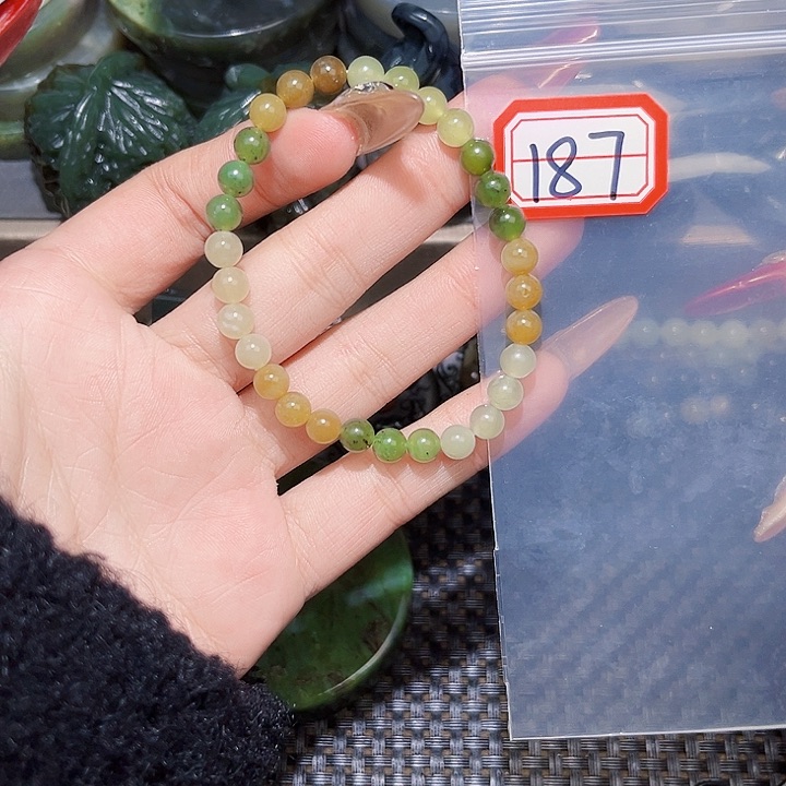 和田玉和田玉边角料随机发未镶嵌
