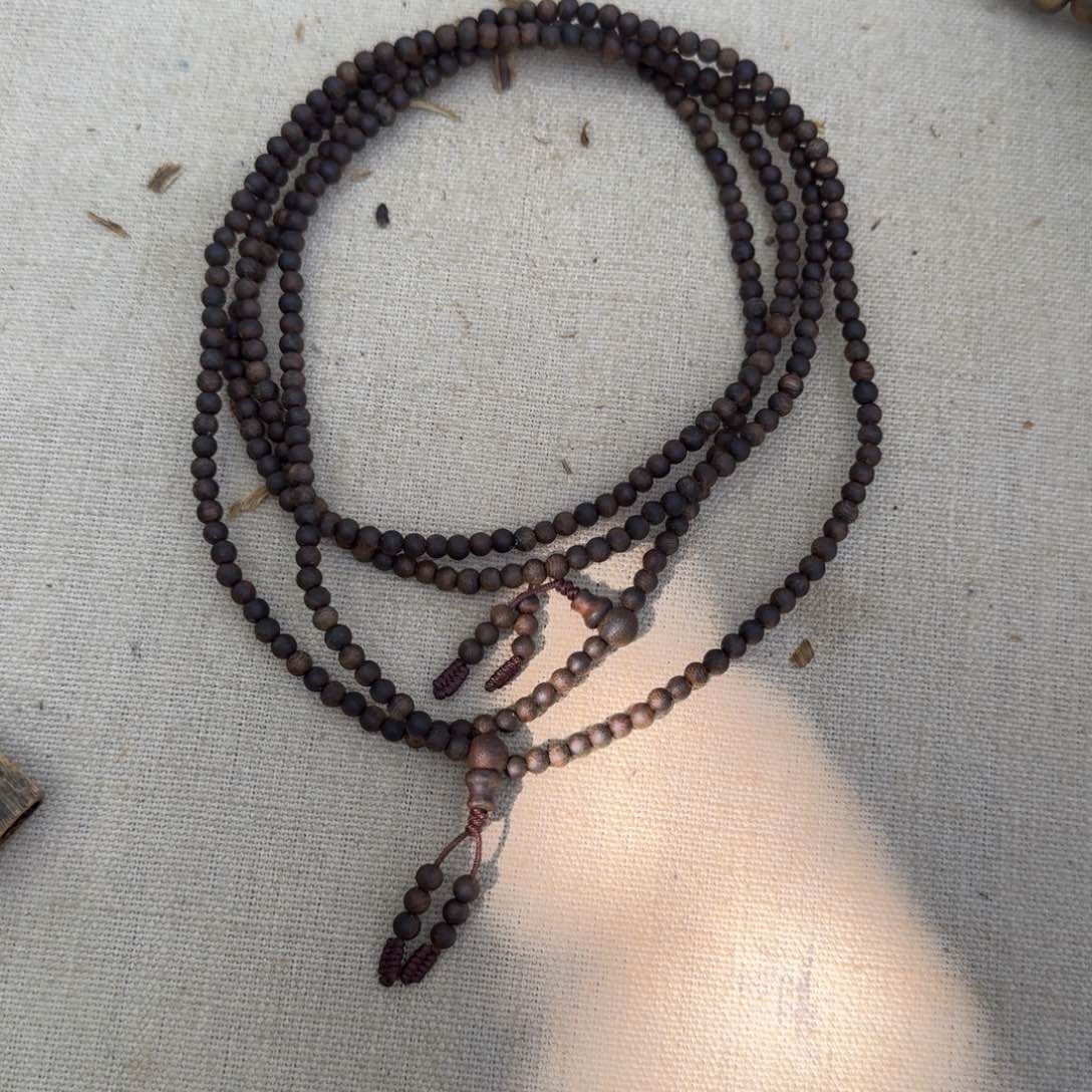 沉香手串绿奇楠沉水多圈约0.4-8多样性发一条