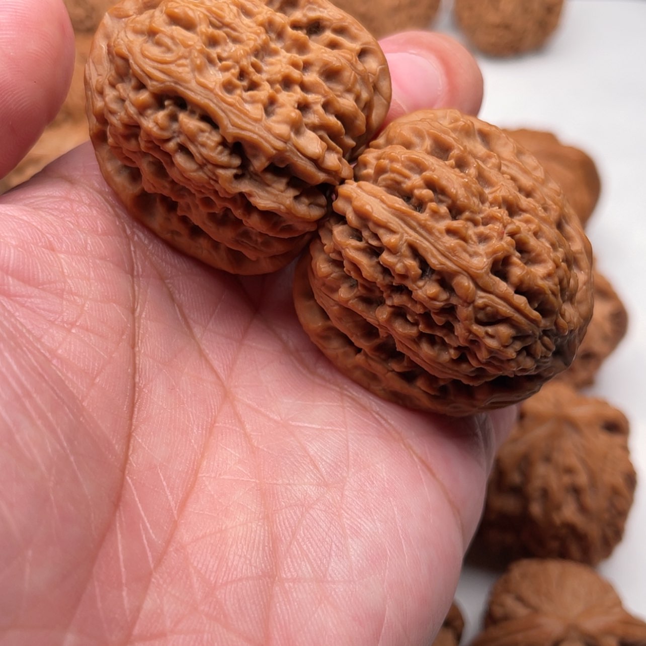 【闪购商品】文玩核桃吊坠M*C核桃