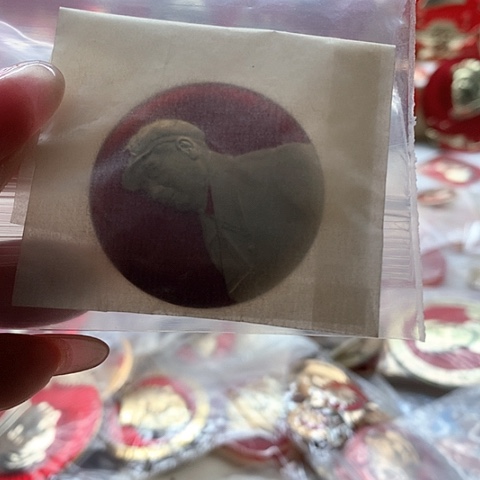 其他普通金属拜**道红章153