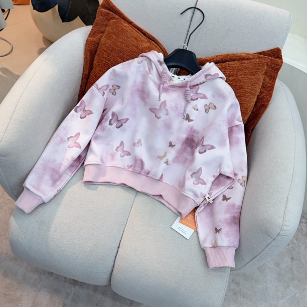 W童品，（福利款）蝴蝶卫衣519