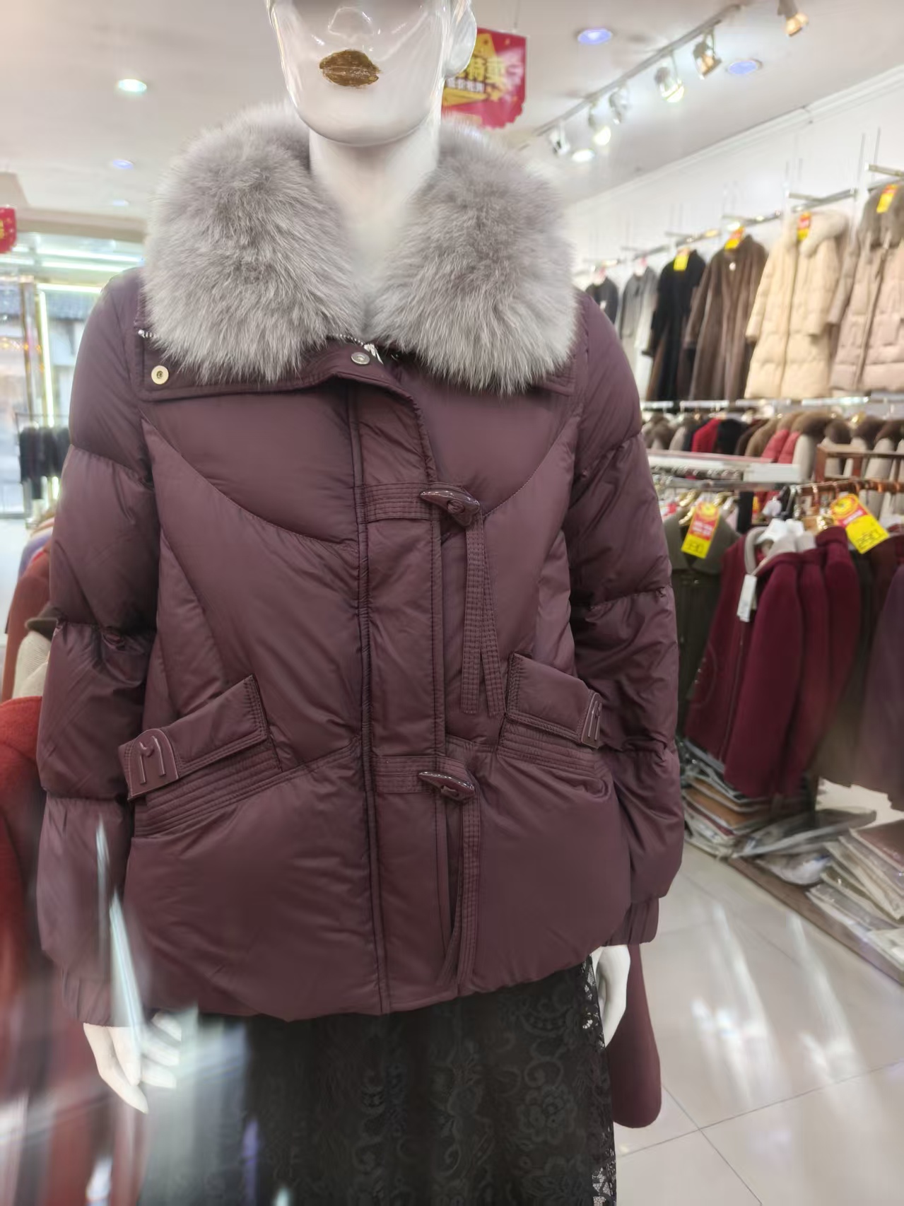 宽松型90%加厚红色中老年女装休闲时尚女装