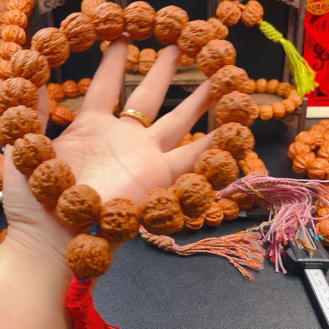 文玩核桃吊坠楽*楊核桃手持