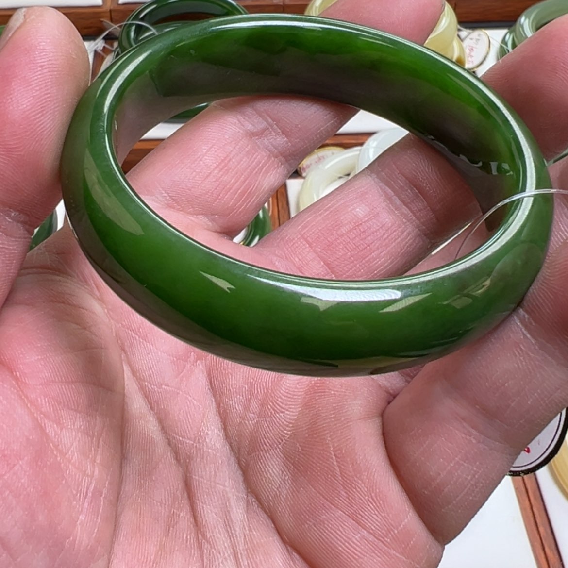 【闪购商品】和田玉手镯未镶嵌