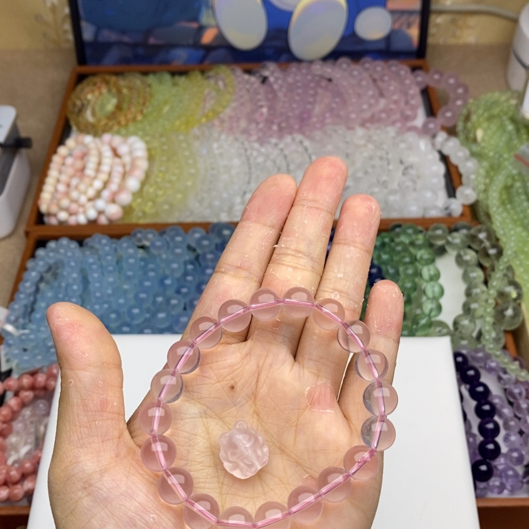 P***i水晶手链未镶嵌9mm 莫粉 拍十单一条