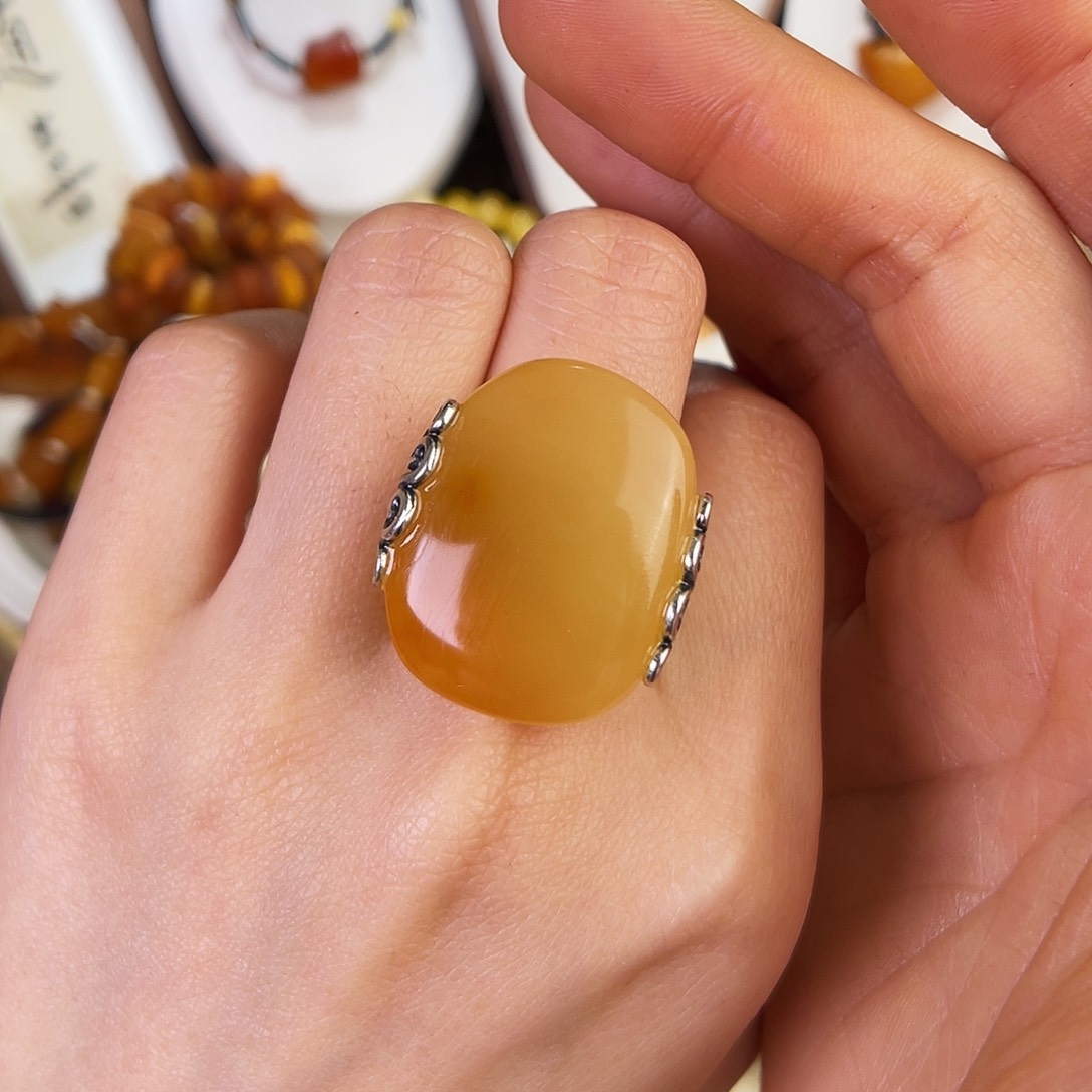 琥珀珠宝奇石未镶嵌罗****美。