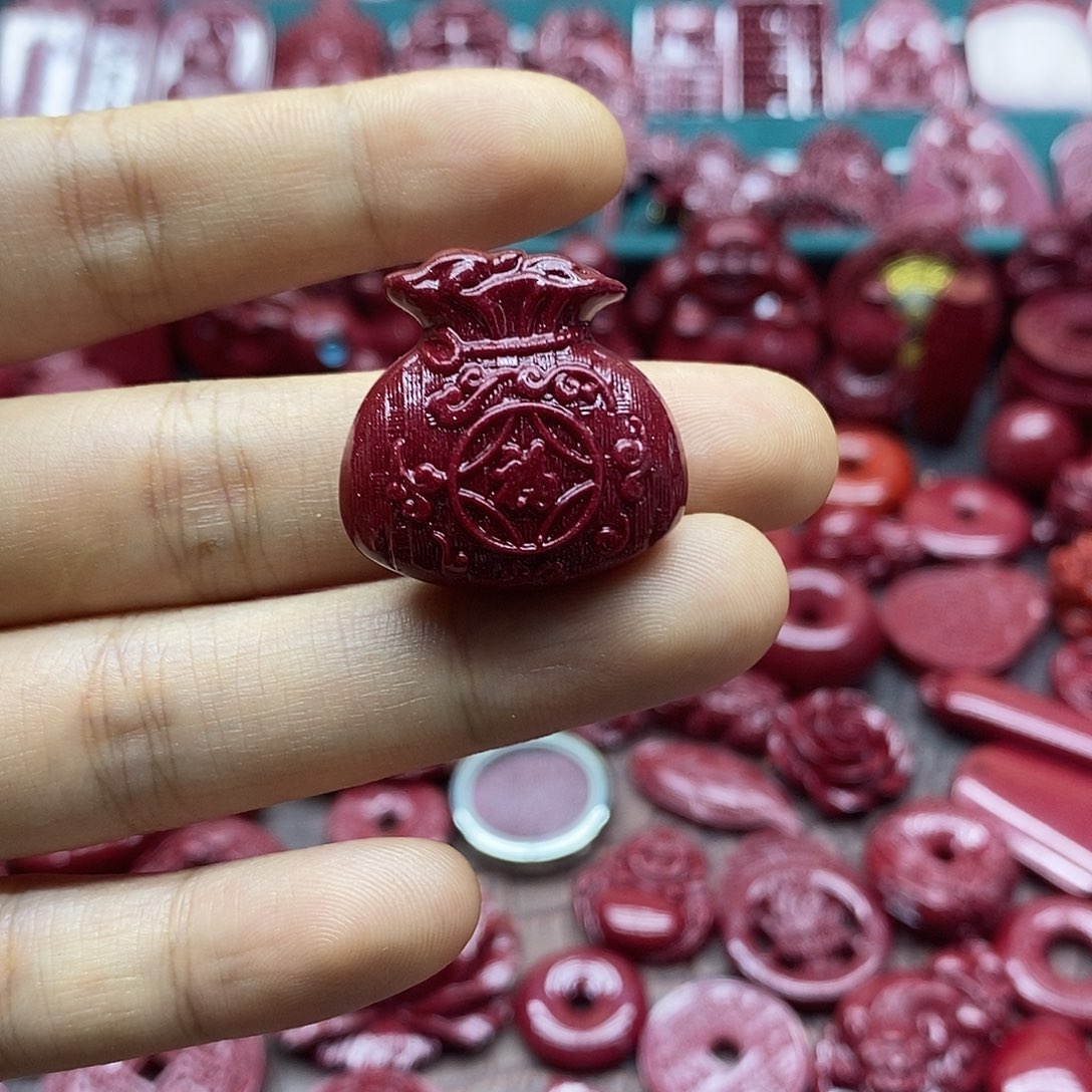 天然辰砂022朱砂吊坠